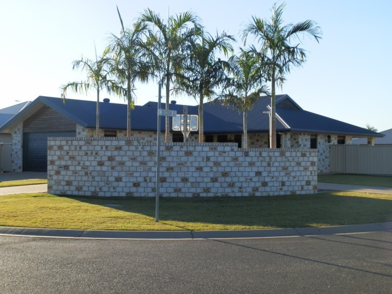 6 Carrington Place, Emerald QLD 4720