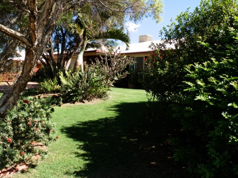 11 Cowan Crescent, Emerald QLD 4720
