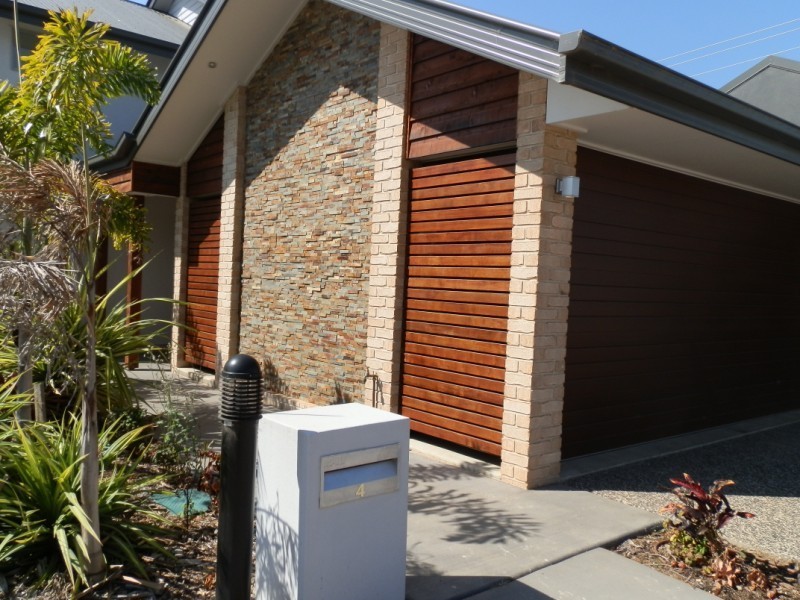 Villa 4/18-24 Mooney Crescent, Emerald QLD 4720