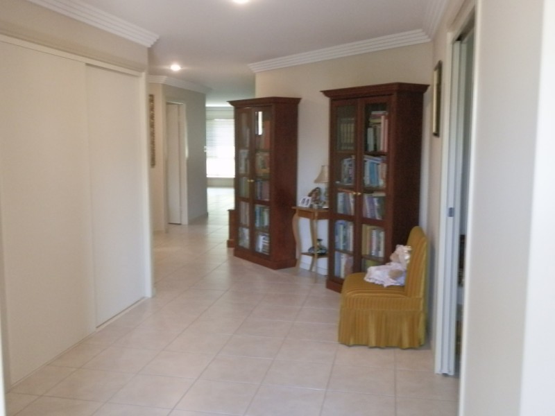 32 Berthun Street, Emerald QLD 4720