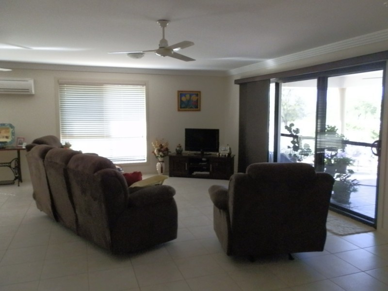 32 Berthun Street, Emerald QLD 4720