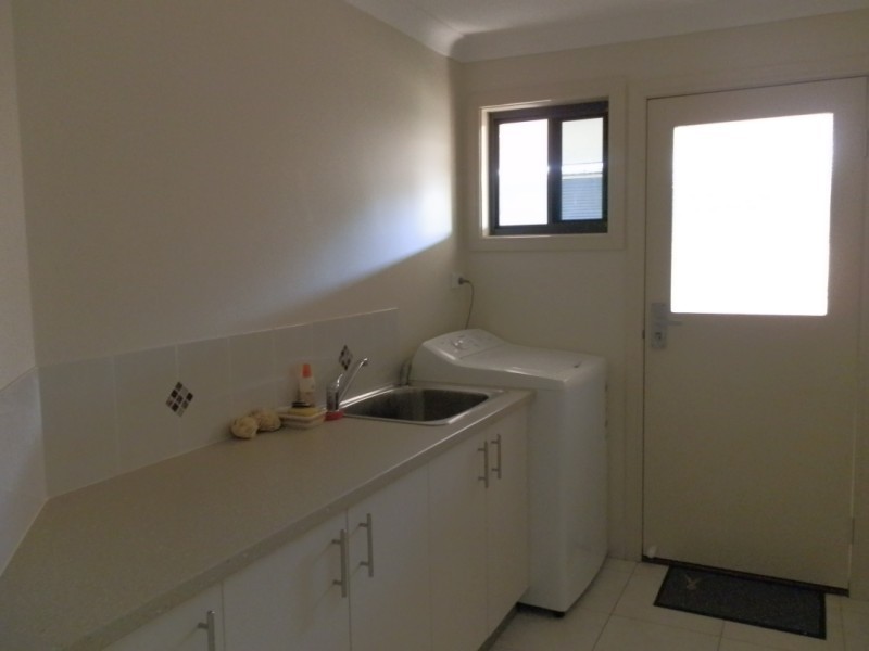 32 Berthun Street, Emerald QLD 4720