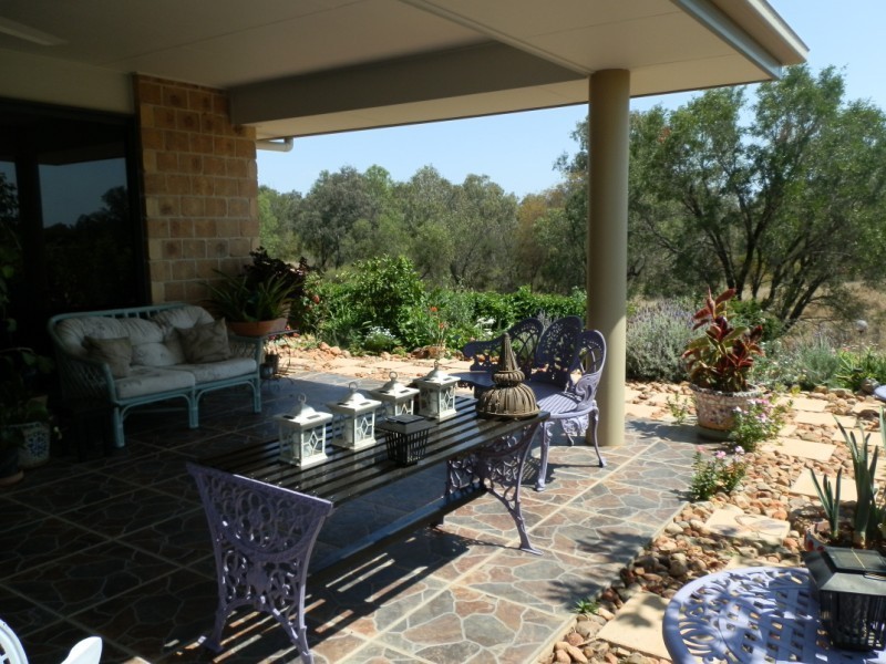 32 Berthun Street, Emerald QLD 4720