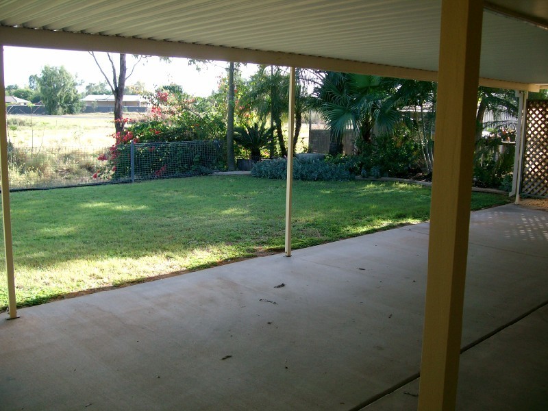 66 Staal Crescent, Emerald QLD 4720