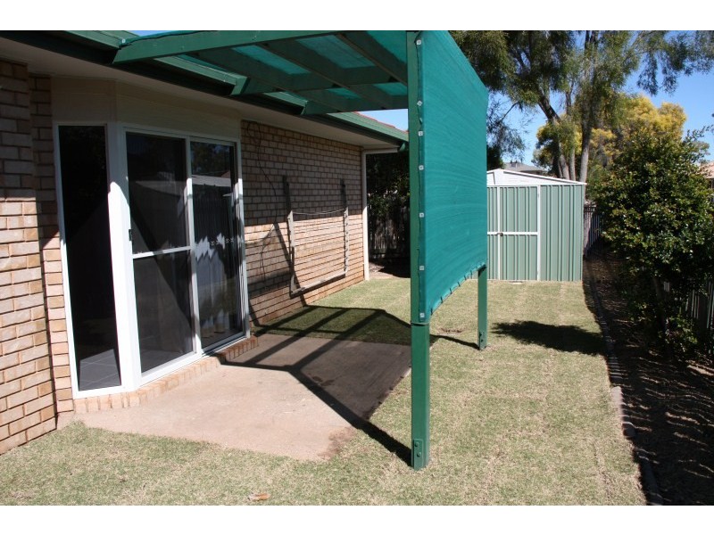 1/29 Esmond Street, Emerald QLD 4720