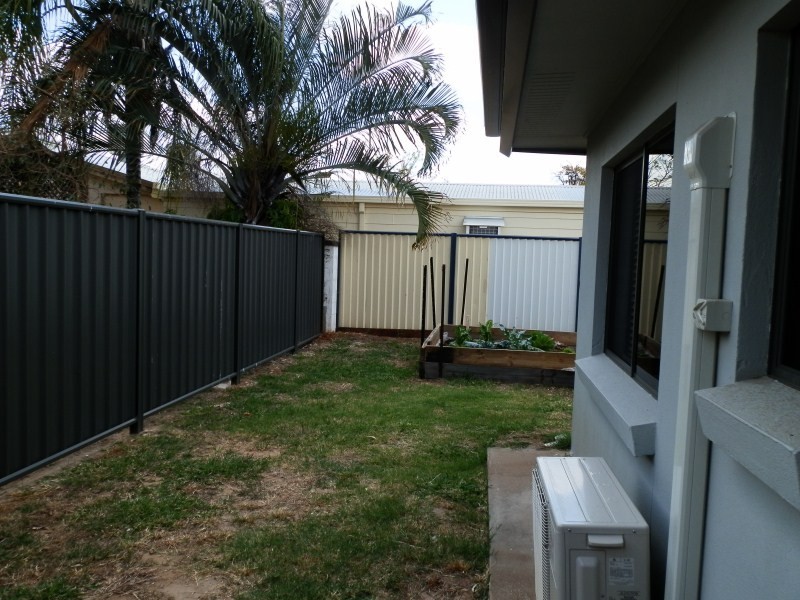 Unit 3/93 Harris Street, Emerald QLD 4720