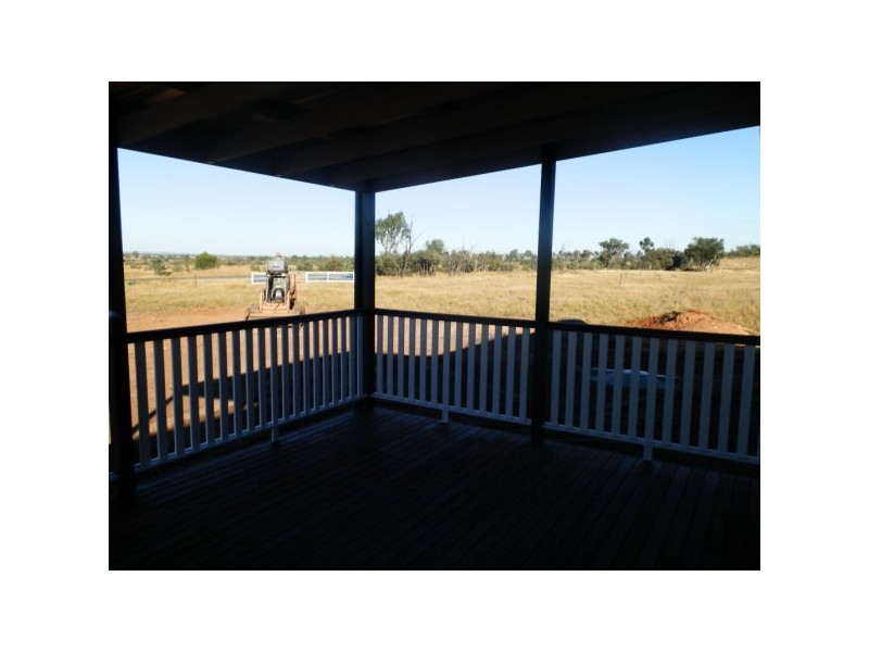 99 Hibernia Road, Capella QLD 4723