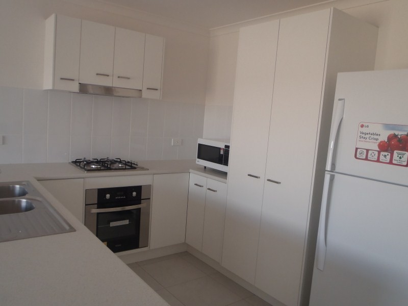 Unit 2/11 Eagle Street, Emerald QLD 4720