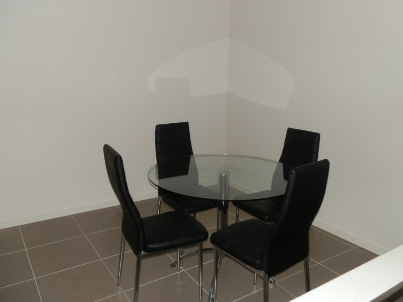 2/4 Eagle Street, Emerald QLD 4720