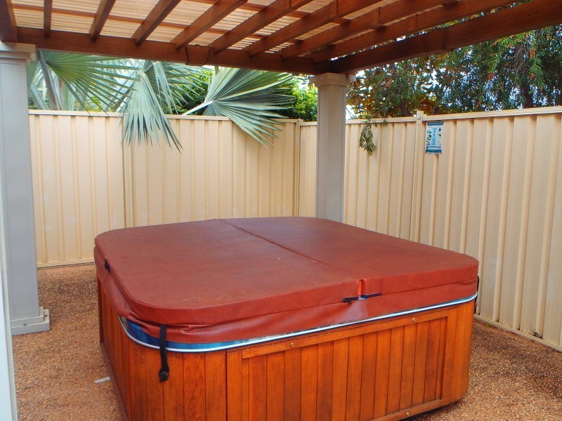 1 Callaghan Street, Emerald QLD 4720