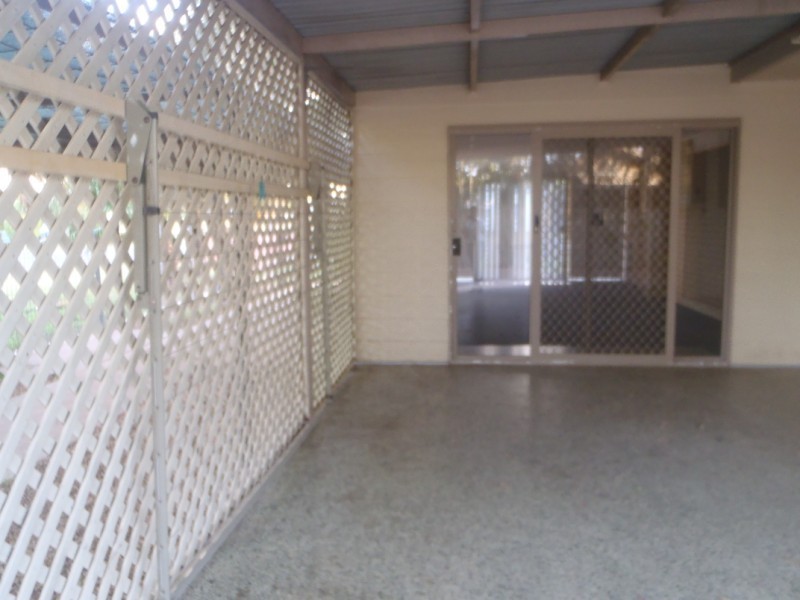 82 Gray Street, Emerald QLD 4720