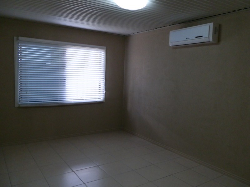 93 Harris Street, Emerald QLD 4720