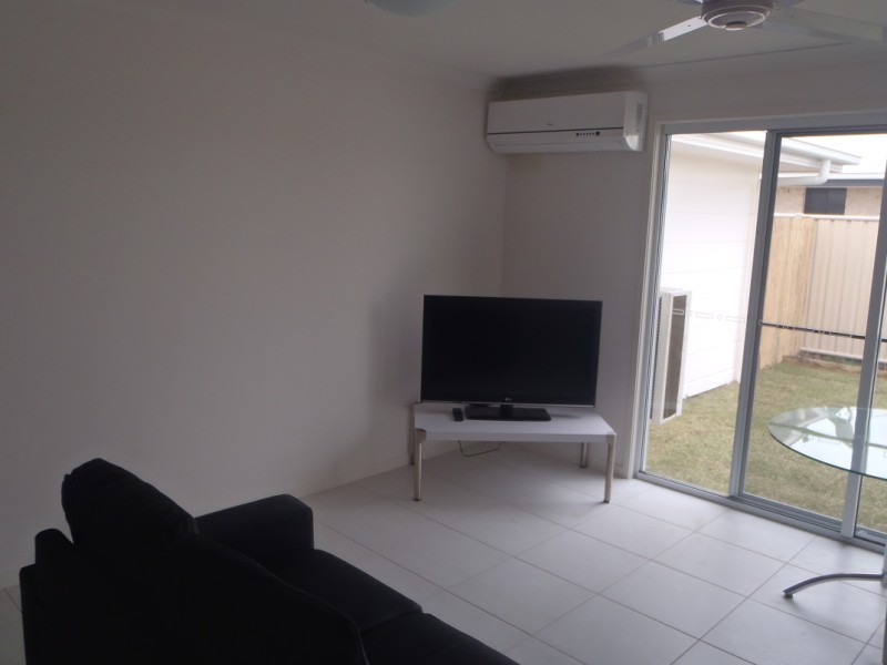 Unit 1/38 Lakeside Drive, Emerald QLD 4720