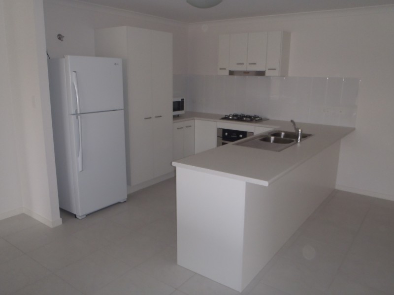 Unit 1/38 Lakeside Drive, Emerald QLD 4720