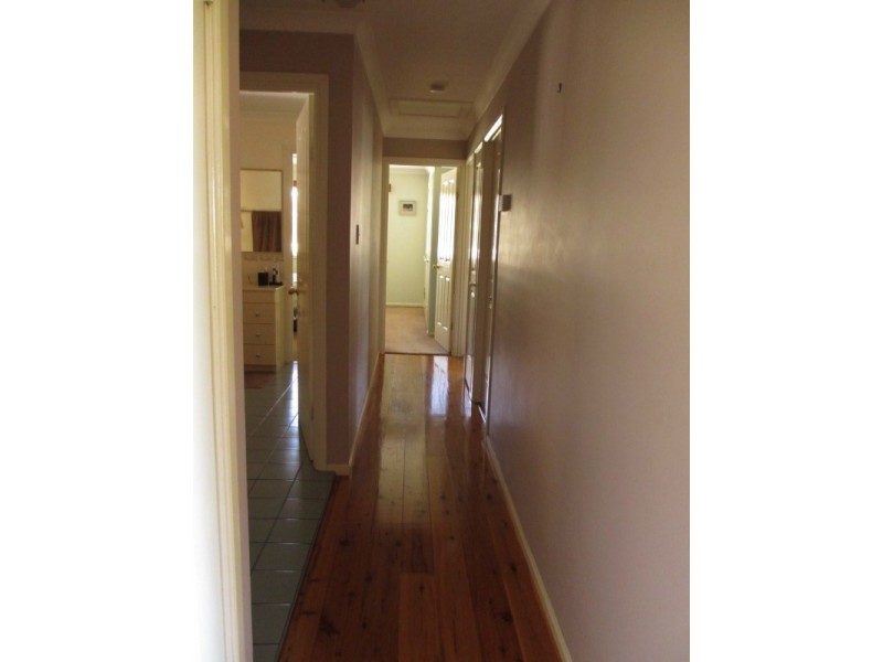 12 Statesman Drive, Emerald QLD 4720