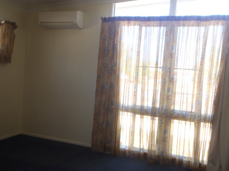 47 Opal Street, Emerald QLD 4720