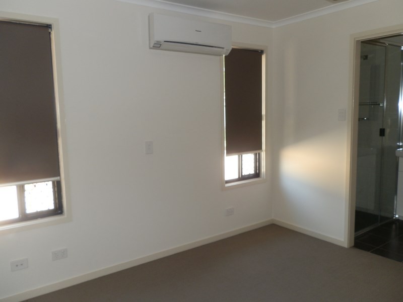 1/1 Charolais Place, Emerald QLD 4720