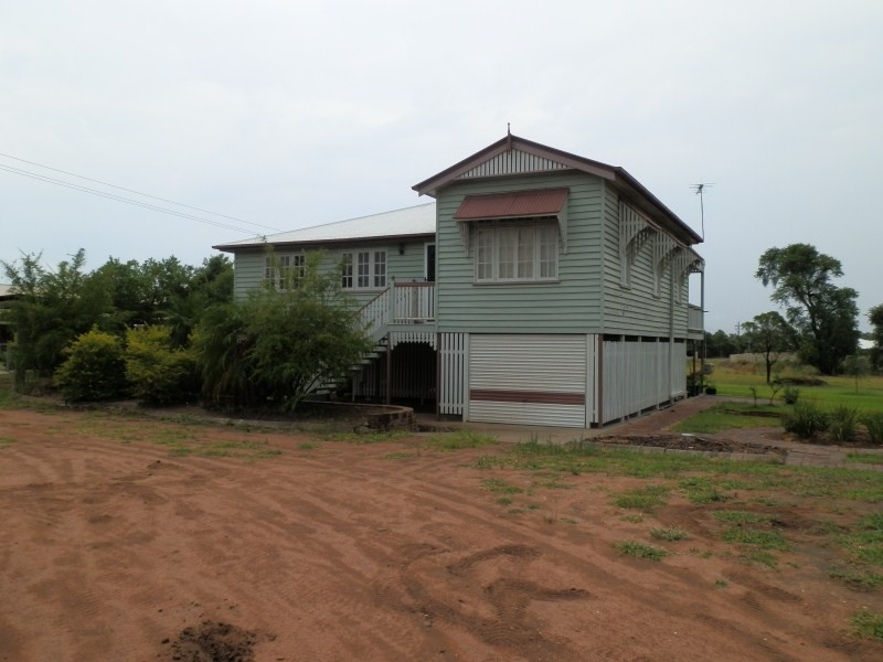 24 Andrews Road, Emerald QLD 4720