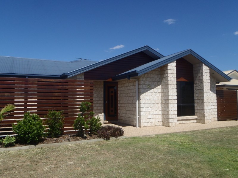 32 Blue Gums, Emerald QLD 4720