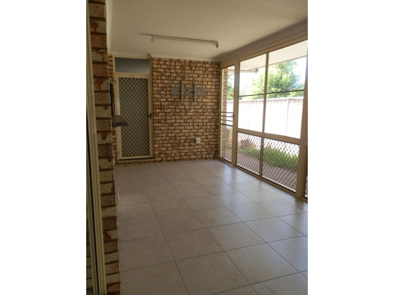 7 Waldby Court, Emerald QLD 4720