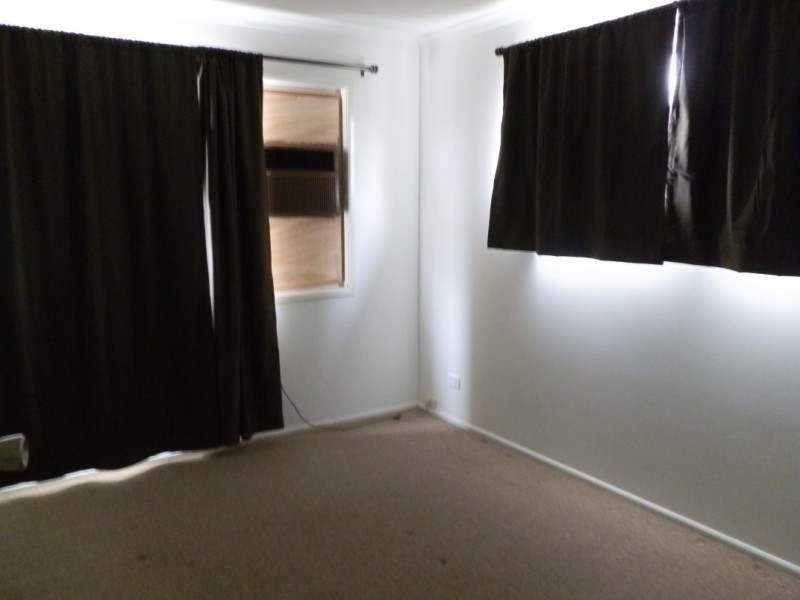 14 Cowan Crescent, Emerald QLD 4720