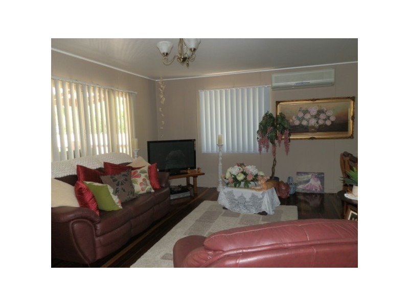 71 Retro Street, Emerald QLD 4720