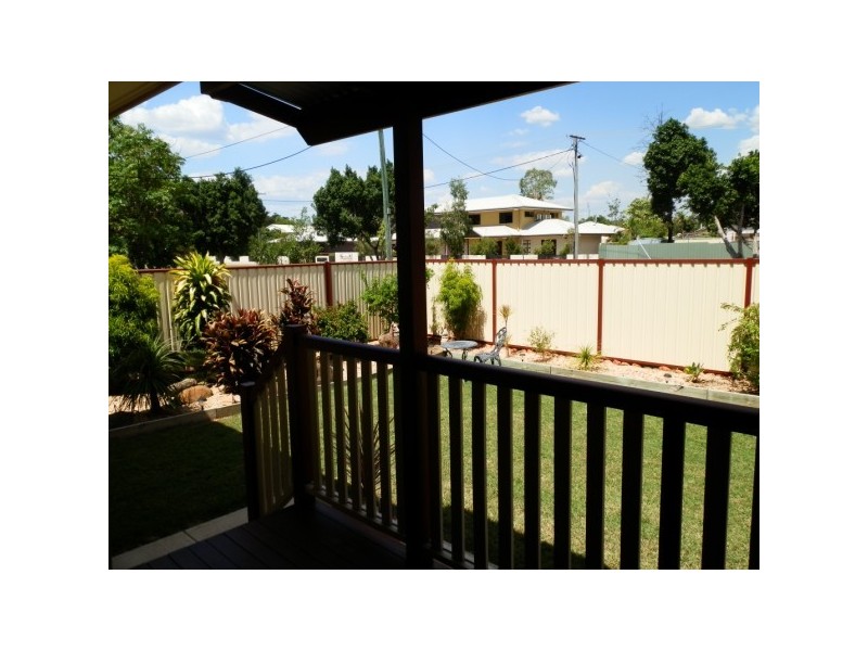 71 Retro Street, Emerald QLD 4720