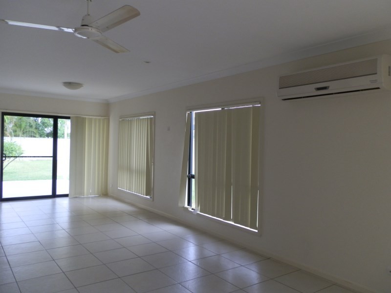 15 Rodgers Street, Emerald QLD 4720