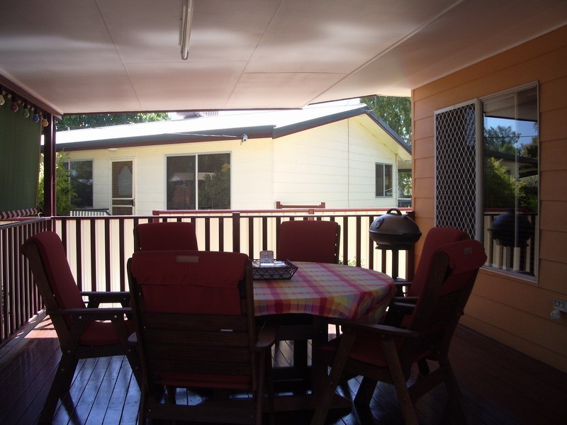 4 Expeller Court, Emerald QLD 4720