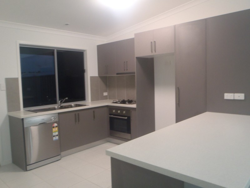 10/8 Hillcrest Street, Emerald QLD 4720