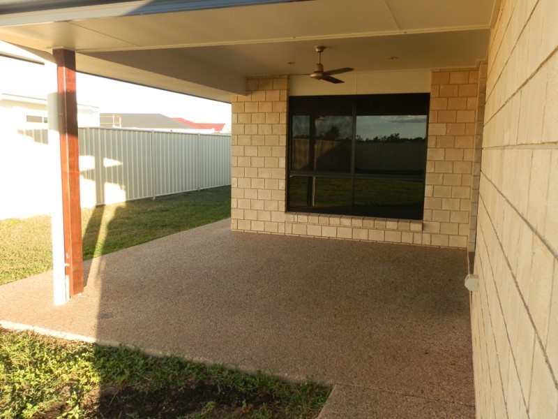 63 Lakeside Drive, Emerald QLD 4720