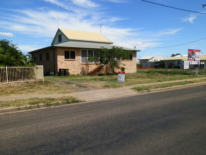 9 Roberts Street, Emerald QLD 4720