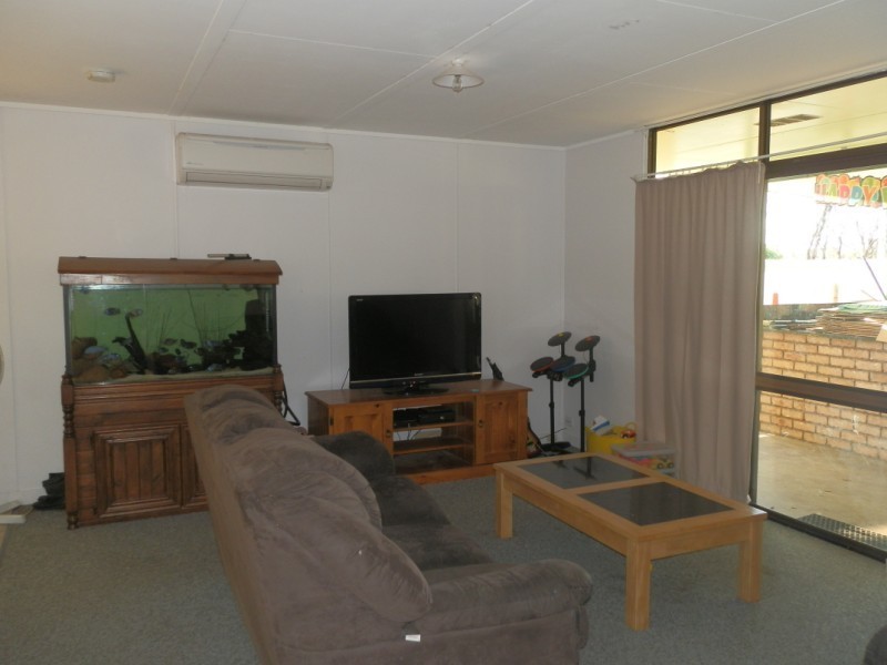 50 Moody Street, Emerald QLD 4720