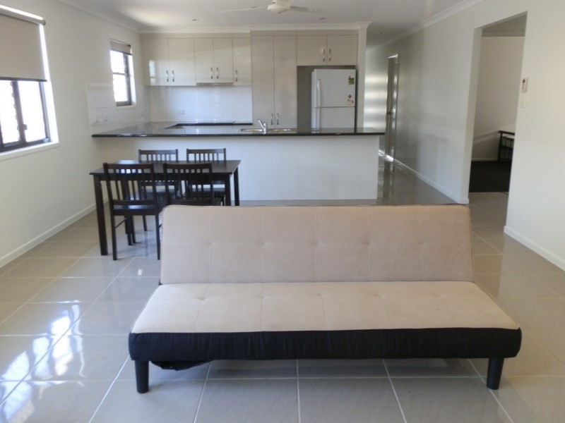 Unit 3/15 Whitney Court, Emerald QLD 4720