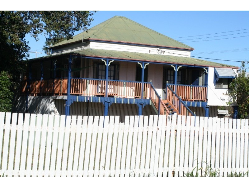 73 Gray Street, Emerald QLD 4720