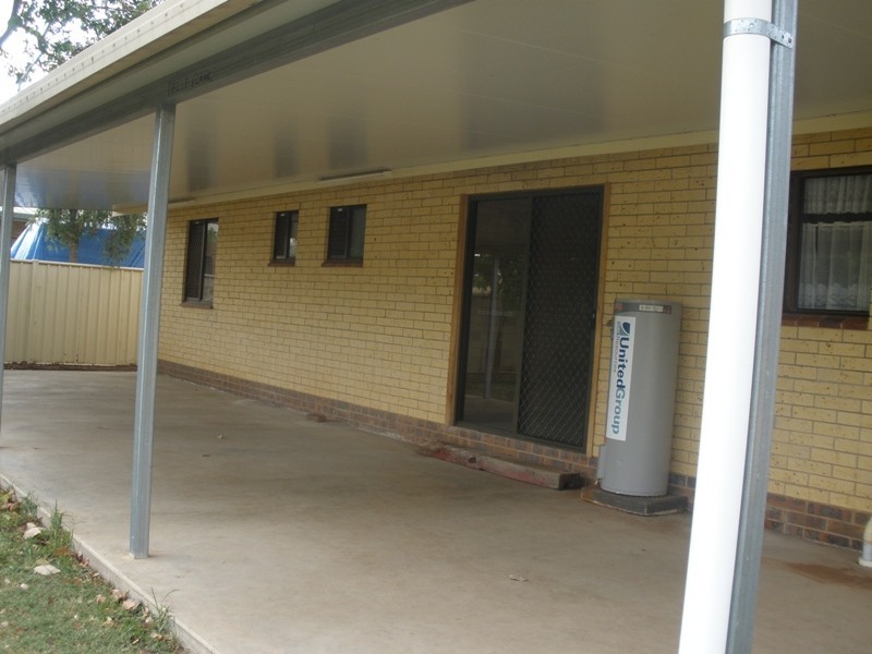 58 Gray Street, Emerald QLD 4720