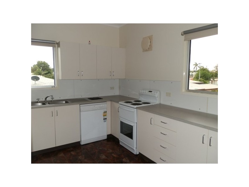 166 Borilla Street, Emerald QLD 4720