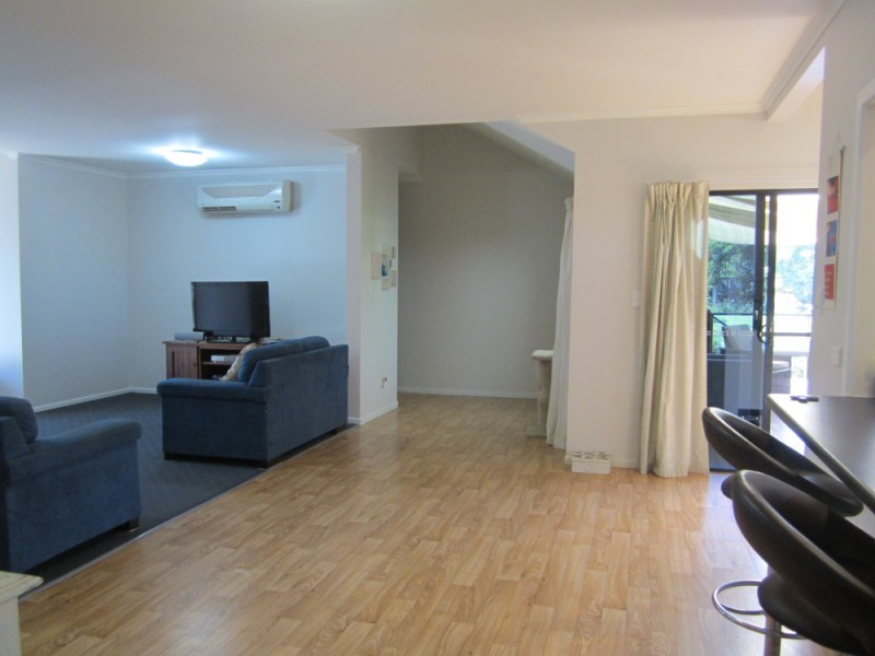 9 Little Street, Emerald QLD 4720