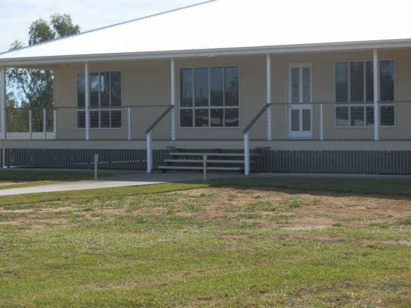 5 Windmill Lane, Emerald QLD 4720