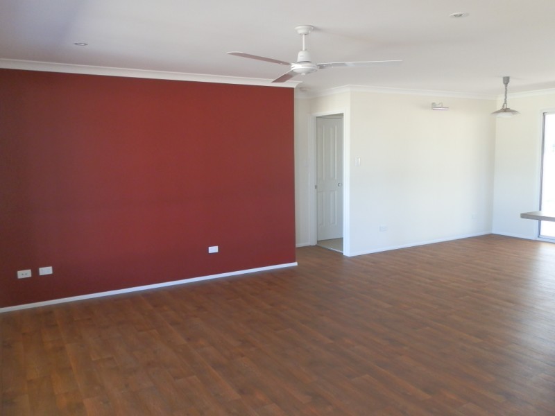 5 Windmill Lane, Emerald QLD 4720