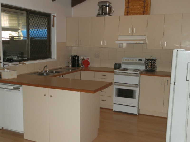 22 Staal Crescent, Emerald QLD 4720