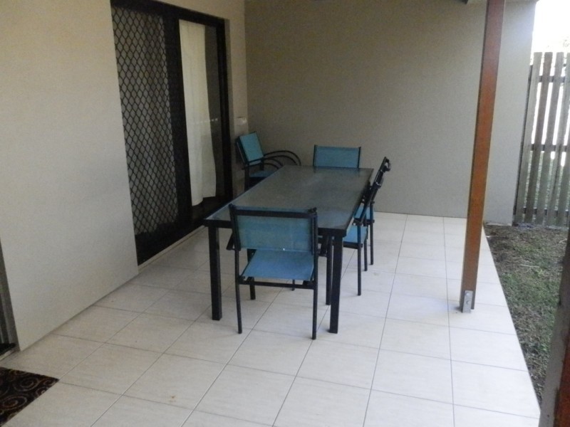 Unit 5/16 Riverview Street, Emerald QLD 4720