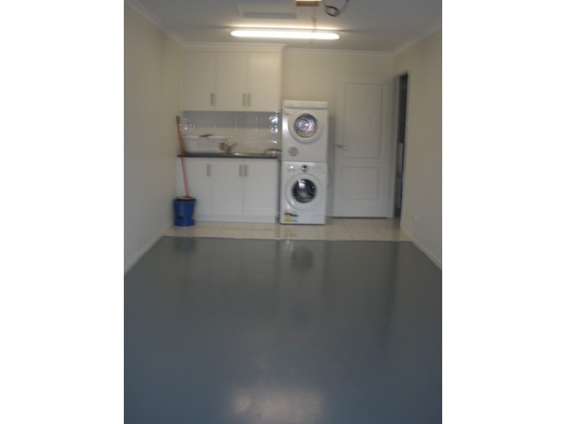 8/16 Riverview Street, Emerald QLD 4720