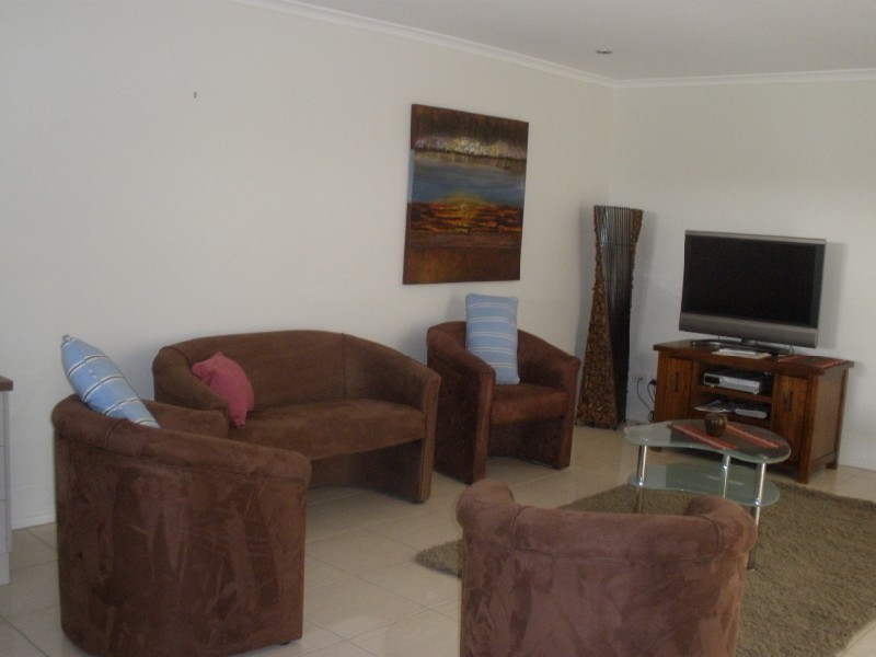 Unit 4/16 Riverview Street, Emerald QLD 4720