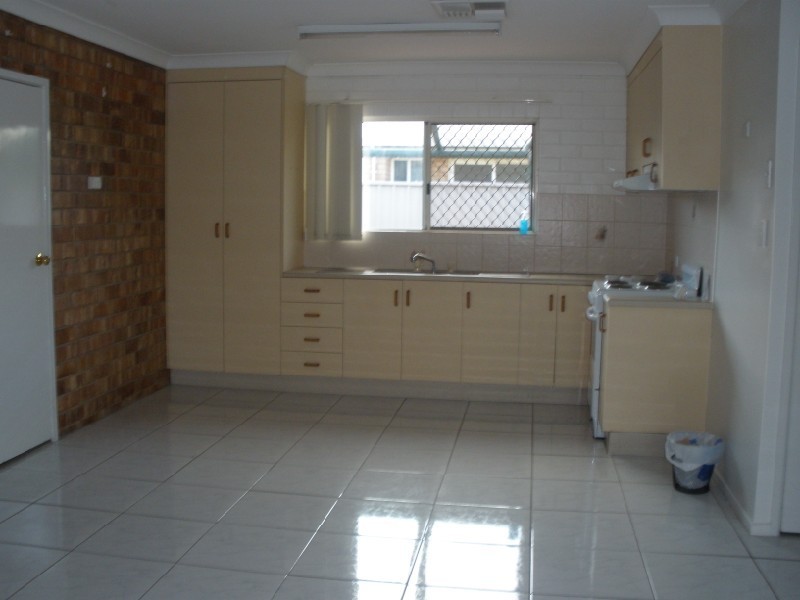 Unit 2/167 Opal Street, Emerald QLD 4720