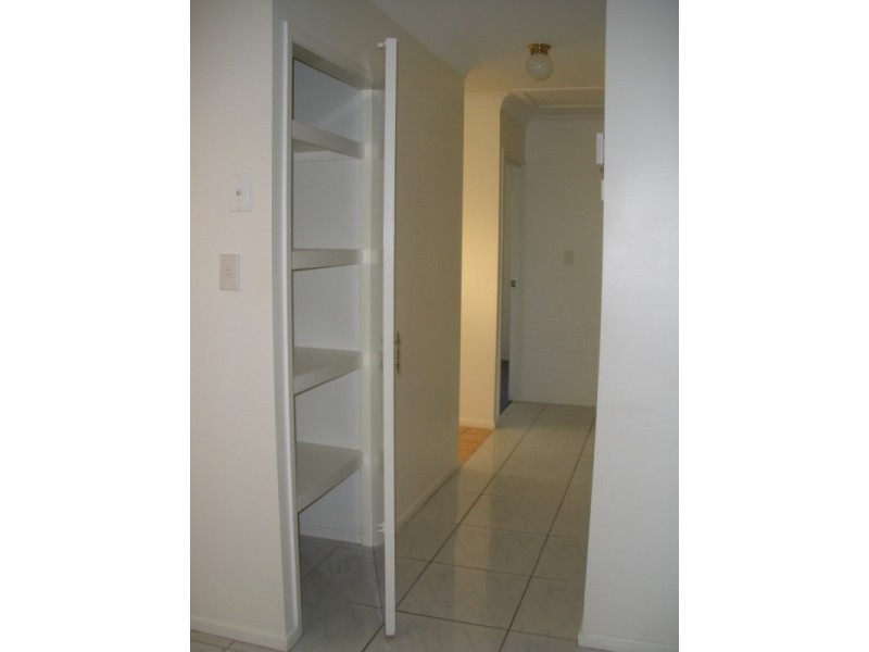 Unit 2/167 Opal Street, Emerald QLD 4720