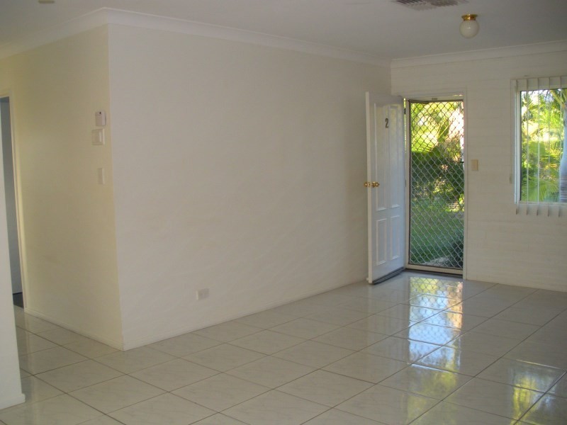 Unit 2/167 Opal Street, Emerald QLD 4720