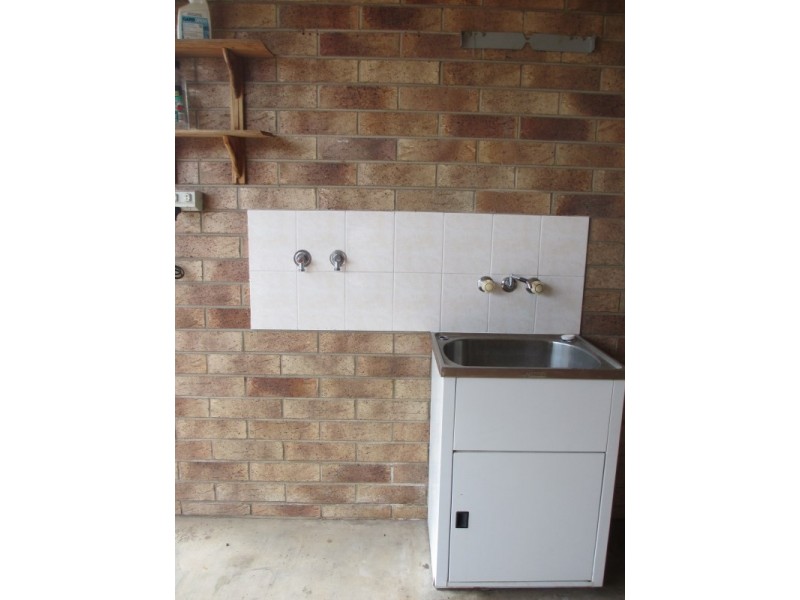 Unit 2/167 Opal Street, Emerald QLD 4720