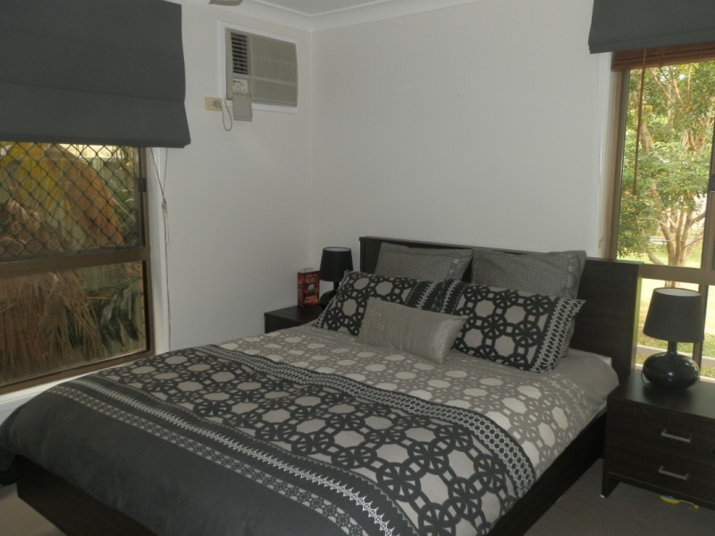 22 Staal Crescent, Emerald QLD 4720
