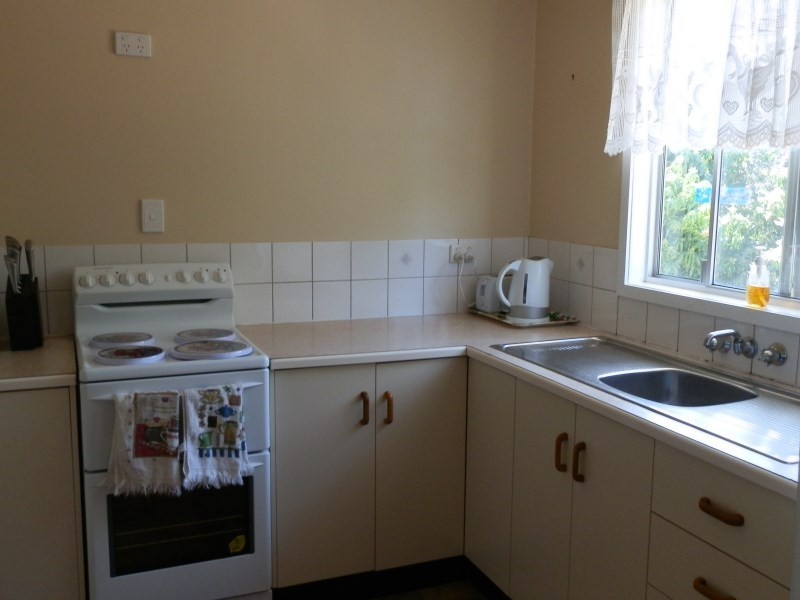 14 Barry Street, Emerald QLD 4720